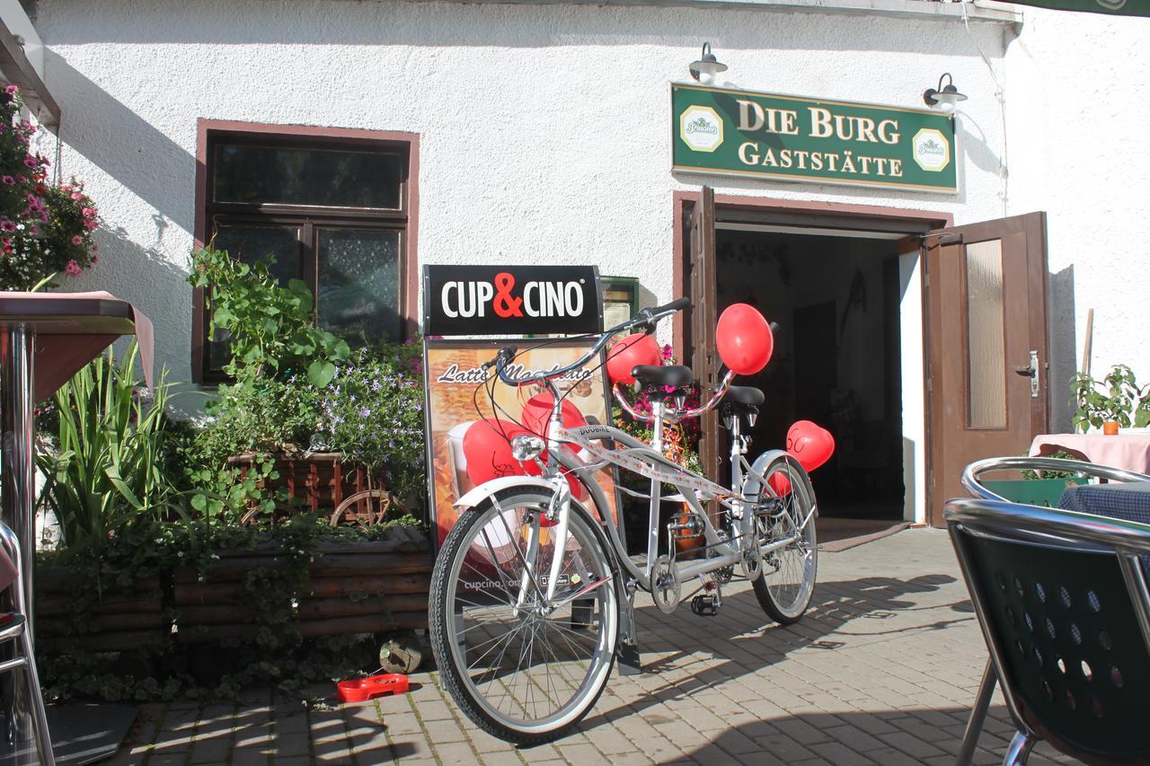 Pension Und Restaurant Die Burg Ehrenfriedersdorf Buitenkant foto